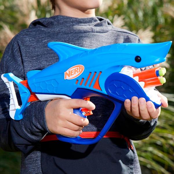 Blaster Hasbro Sharkfire F8645 6+ / Săgeți / Blue photo 4 Blaster Hasbro Sharkfire F8645 6+ / Săgeți / Blue photo 4