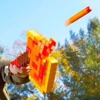 Pistol cu apă Hasbro Minecraft Firebrand F8953 8+ / Săgeți / Yellow photo 8
