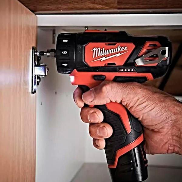 Дрель-шуруповерт Milwaukee M12BDDXKIT-202C 1500 об/мин photo 7 Дрель-шуруповерт Milwaukee M12BDDXKIT-202C 1500 об/мин photo 7