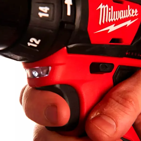 Mașină de găurit și înșurubat Milwaukee M12BPD-0 1500 rot/min photo 4 Mașină de găurit și înșurubat Milwaukee M12BPD-0 1500 rot/min photo 4