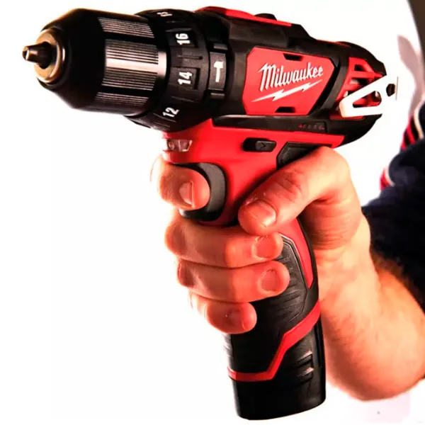 Mașină de găurit și înșurubat Milwaukee M12BPD-202C 1500 rot/min photo 4 Mașină de găurit și înșurubat Milwaukee M12BPD-202C 1500 rot/min photo 4