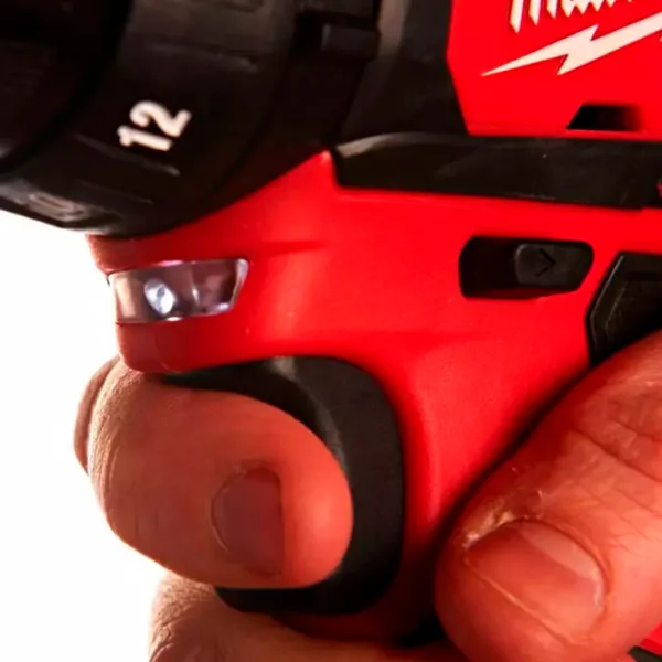 Mașină de găurit și înșurubat Milwaukee M12BPD-202C 1500 rot/min photo 6 Mașină de găurit și înșurubat Milwaukee M12BPD-202C 1500 rot/min photo 6