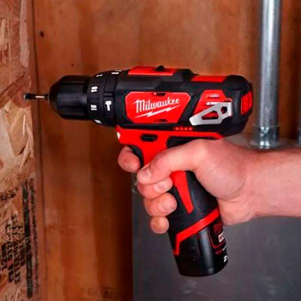 Mașină de găurit și înșurubat Milwaukee M12BPD-202C 1500 rot/min photo 8 Mașină de găurit și înșurubat Milwaukee M12BPD-202C 1500 rot/min photo 8