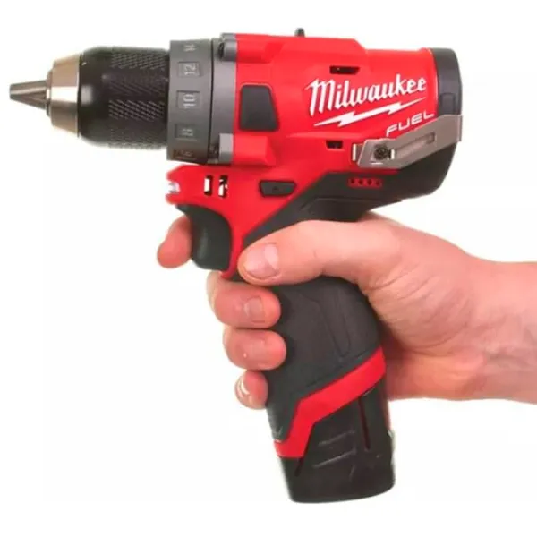 Дрель-шуруповерт Milwaukee M12FDD-202X 1700 об/мин photo 3 Дрель-шуруповерт Milwaukee M12FDD-202X 1700 об/мин photo 3