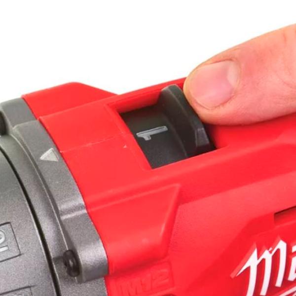 Дрель-шуруповерт Milwaukee M12FDD-202X 1700 об/мин photo 6 Дрель-шуруповерт Milwaukee M12FDD-202X 1700 об/мин photo 6