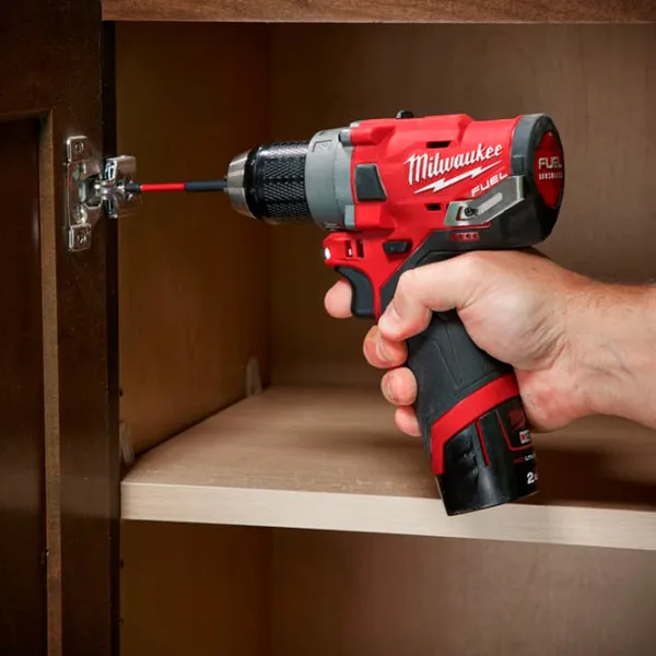 Дрель-шуруповерт Milwaukee M12FDD-202X 1700 об/мин photo 9 Дрель-шуруповерт Milwaukee M12FDD-202X 1700 об/мин photo 9