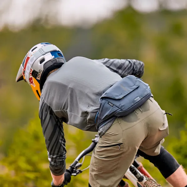 Geanta de talie THULE Rail Hip Pack  / Black Dark Slate / 4 l photo 5