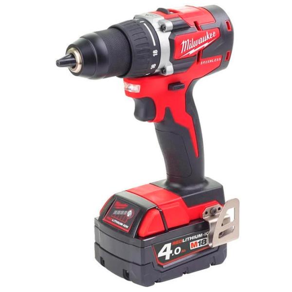 Дрель-шуруповерт Milwaukee M18CBLDD-402C 1800 об/мин photo 1 Дрель-шуруповерт Milwaukee M18CBLDD-402C 1800 об/мин photo 1