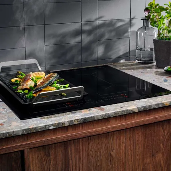 Plită încorporabilă pe gaz Electrolux EIV634 Vitroceramică / Black photo 5 Plită încorporabilă pe gaz Electrolux EIV634 Vitroceramică / Black photo 5