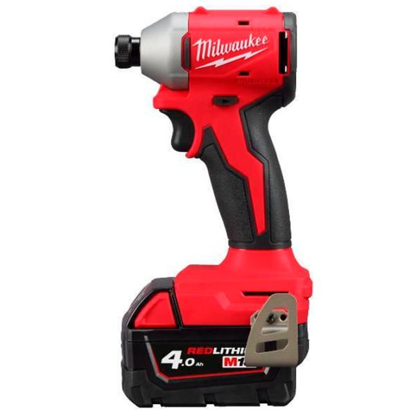 Шуруповерт Milwaukee M18BLIDRC-402C 3600 об/мин photo 1 Шуруповерт Milwaukee M18BLIDRC-402C 3600 об/мин photo 1