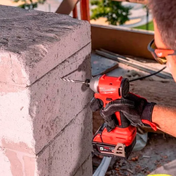Шуруповерт Milwaukee M18BLIDRC-402C 3600 об/мин photo 7 Шуруповерт Milwaukee M18BLIDRC-402C 3600 об/мин photo 7