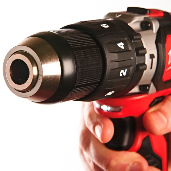 Дрель-шуруповерт Milwaukee M18BPD-202C 1800 об/мин photo 10 Дрель-шуруповерт Milwaukee M18BPD-202C 1800 об/мин photo 10