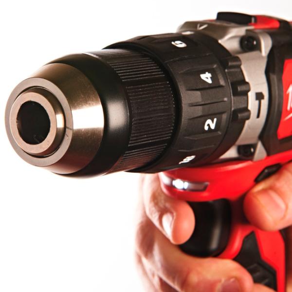 Дрель-шуруповерт Milwaukee M18BPD-202C 1800 об/мин photo 10 Дрель-шуруповерт Milwaukee M18BPD-202C 1800 об/мин photo 10