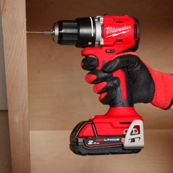 Mașină de găurit și înșurubat Milwaukee M18BLDDRC-202C 1700 rot/min photo 6 Mașină de găurit și înșurubat Milwaukee M18BLDDRC-202C 1700 rot/min photo 6