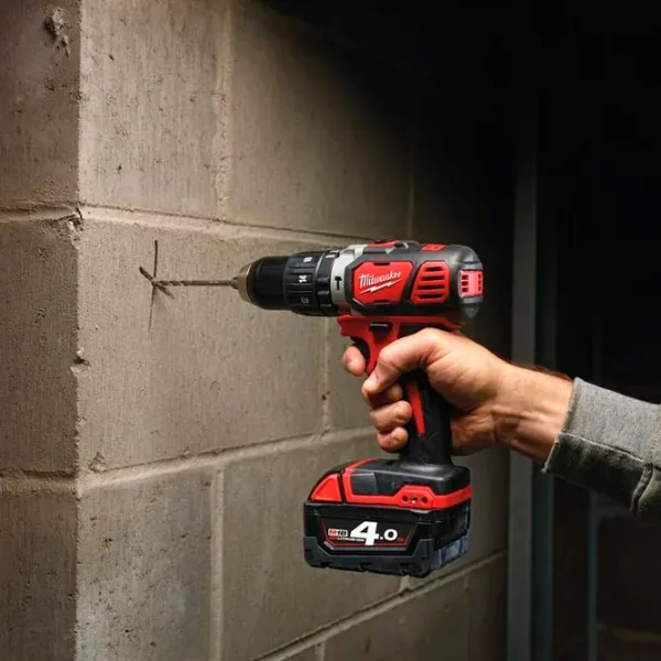Дрель-шуруповерт Milwaukee M18BPD-402C 1800 об/мин photo 3