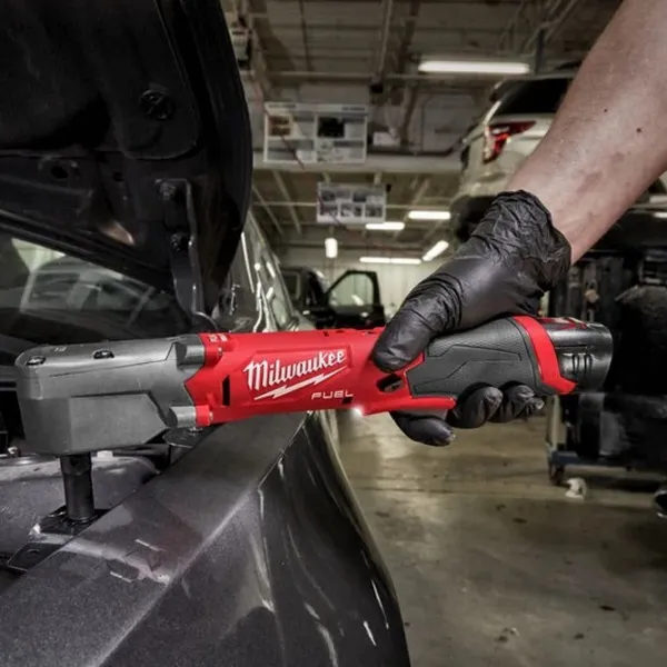 Mașina de înșurubat Milwaukee M12FRAIWF12-0 3000 rot/min photo 5 Mașina de înșurubat Milwaukee M12FRAIWF12-0 3000 rot/min photo 5