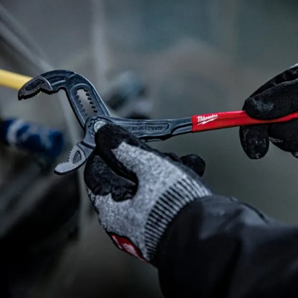 Клещи переставные Milwaukee 4932492459 250 мм photo 4 Клещи переставные Milwaukee 4932492459 250 мм photo 4