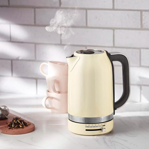 Электрочайник KitchenAid 5KEK1701EAC 1.7л / Закрытая спираль / Кремовый photo 7