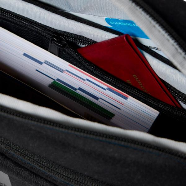 Geanta de talie Jack Wolfskin Mainkai Crossbody  / Gray Phantom / 6 l photo 6 Geanta de talie Jack Wolfskin Mainkai Crossbody  / Gray Phantom / 6 l photo 6