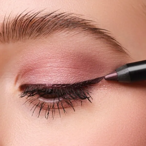 Карандаш для глаз Artdeco Long-Lasting  / Бургундия photo 3 Карандаш для глаз Artdeco Long-Lasting  / Бургундия photo 3