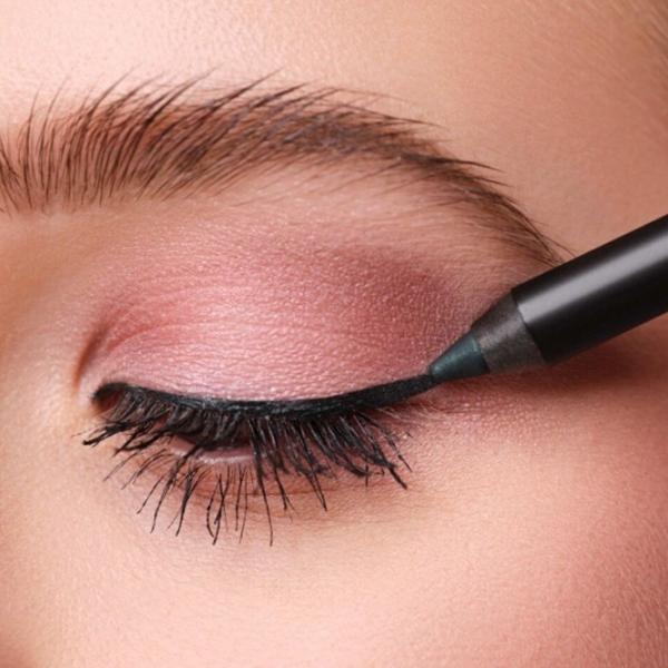 Карандаш для глаз Artdeco Long-Lasting  / Зеленый photo 2 Карандаш для глаз Artdeco Long-Lasting  / Зеленый photo 2