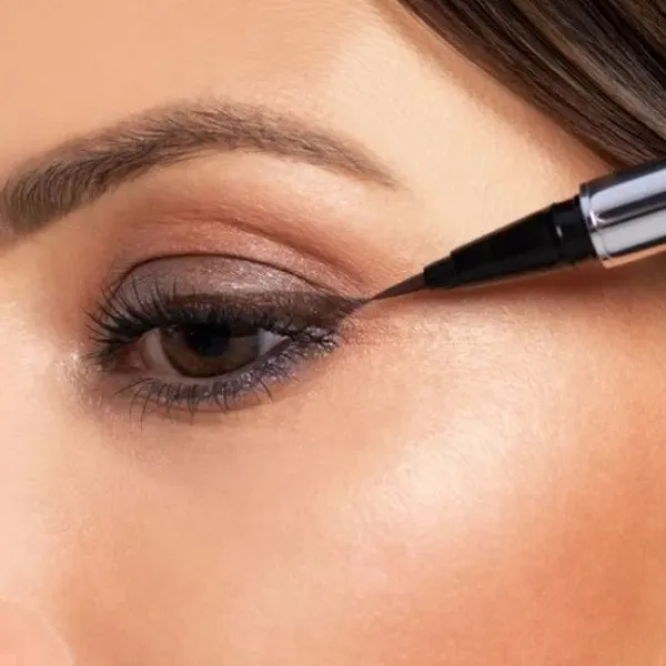 Подводка для глаз Artdeco HIGH PRECISION LIQUID LINER 0.55 мл / Коричневый photo 2 Подводка для глаз Artdeco HIGH PRECISION LIQUID LINER 0.55 мл / Коричневый photo 2