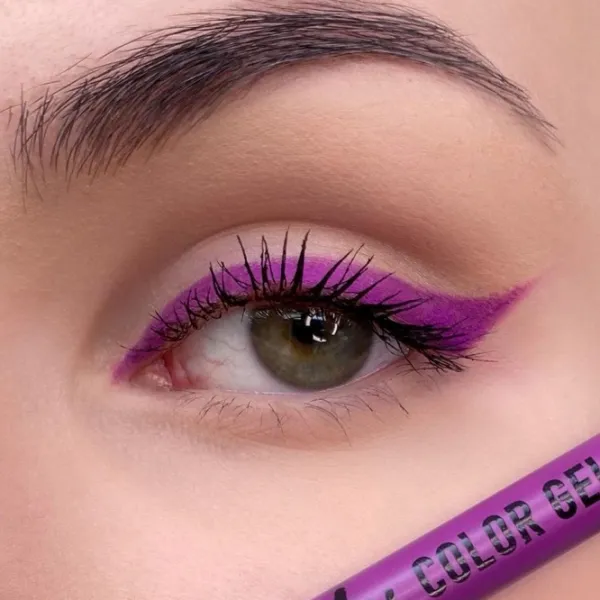Карандаш для глаз Lamel OH MY COLOR GEL EYE LINER  / Фиолетовый photo 2 Карандаш для глаз Lamel OH MY COLOR GEL EYE LINER  / Фиолетовый photo 2