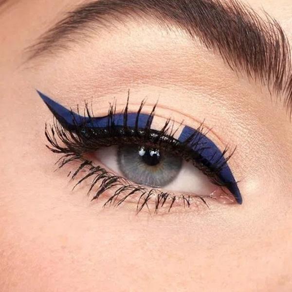Lainer pentru ochi Lancome LINER IDOLE 1 ml / Blue photo 3 Lainer pentru ochi Lancome LINER IDOLE 1 ml / Blue photo 3
