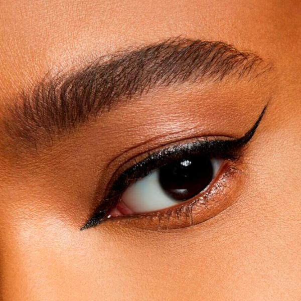 Подводка для глаз MAC BRUSHSTROKE 1.6 мл / Черный photo 3 Подводка для глаз MAC BRUSHSTROKE 1.6 мл / Черный photo 3