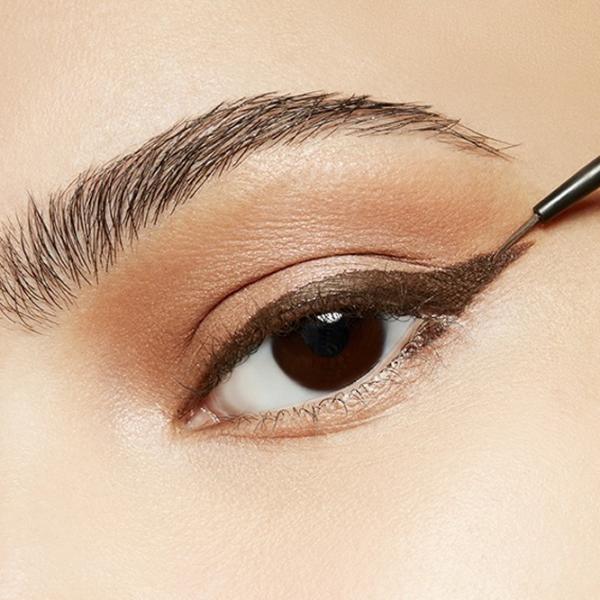 Lainer pentru ochi MAC LIQUIDLAST LINER-PO 2.5 ml / Coco Bar photo 3 Lainer pentru ochi MAC LIQUIDLAST LINER-PO 2.5 ml / Coco Bar photo 3