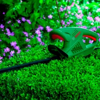 Mașină de tuns gard viu Bosch EasyHedgeCut / Green photo 5