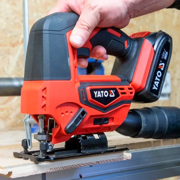 Fierăstrău pentru decupat Yato YT82822  / Red photo 4