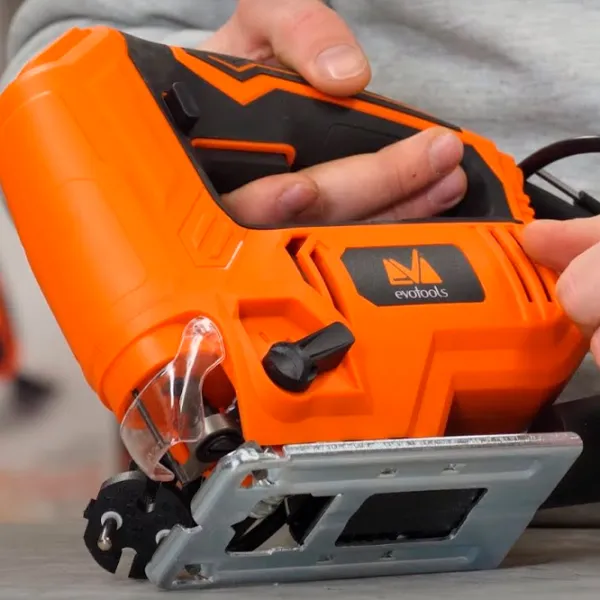 Fierăstrău pentru decupat Vortex VO2804  / Orange photo 4