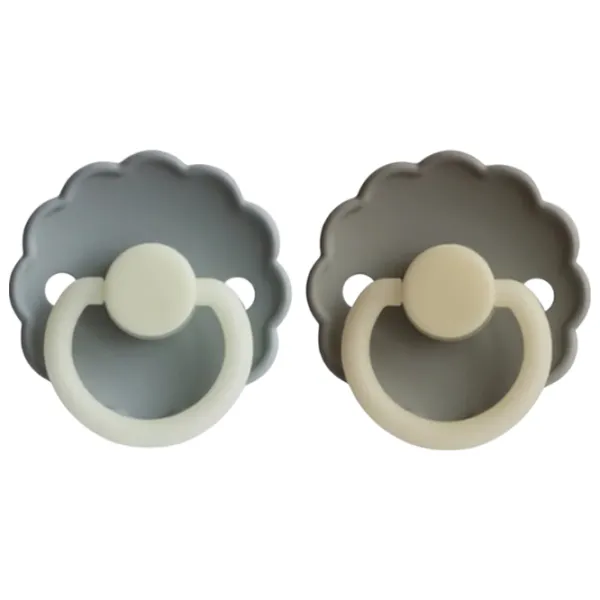 Suzetă cu tetina rotundă Frigg Night Daisy Unisex / 0 luni - 6 luni / Silicon / Brown photo 1 Suzetă cu tetina rotundă Frigg Night Daisy Unisex / 0 luni - 6 luni / Silicon / Brown photo 1