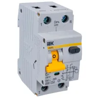 Întrerupător automat IEK MAD24-5-032-C-100 Modulară / 32 A