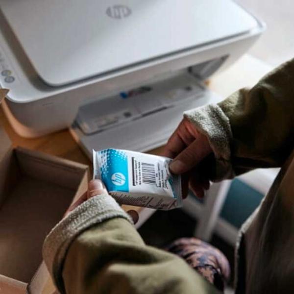Dispozitiv multifuncțional HP DeskJet
2876 Inkjet/ Color photo 6