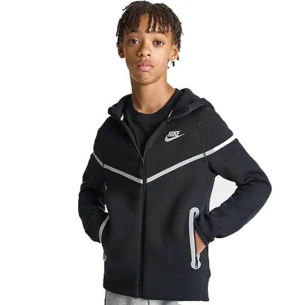 Толстовка для мальчиков Nike NKFZ5433010  XL / Черный photo 1 Толстовка для мальчиков Nike NKFZ5433010  XL / Черный photo 1