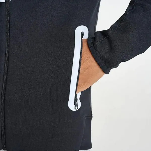 Толстовка для мальчиков Nike NKFZ5433010  XL / Черный photo 3 Толстовка для мальчиков Nike NKFZ5433010  XL / Черный photo 3
