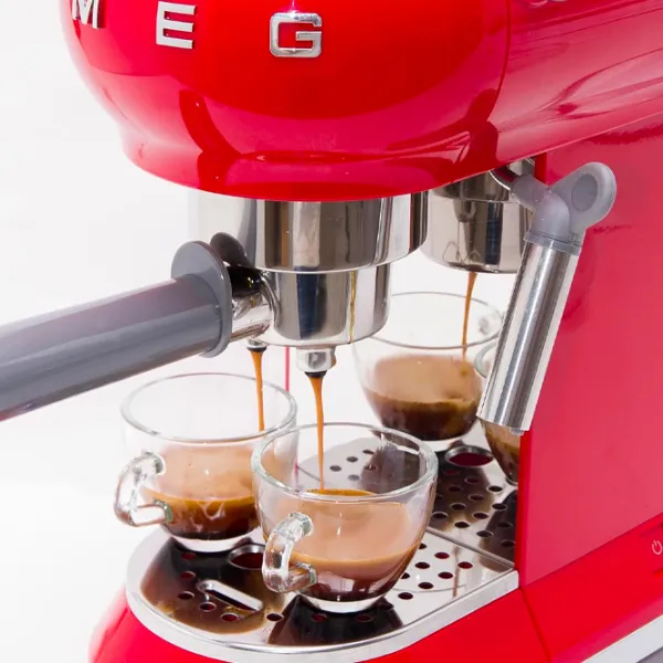 Кофемашина Smeg ECF01RDEU  / 1 л / Красный photo 6