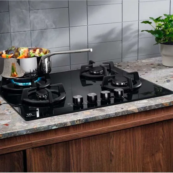 Газовая варочная панель Electrolux KGG6437K Закаленное стекло / Черный photo 4