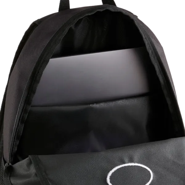 Ghiozdan pentru copii Puma Patch  / White Black / 20l photo 4 Ghiozdan pentru copii Puma Patch  / White Black / 20l photo 4