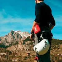 Медицинская аптечка Lifemarque Lifesystems Trek First Aid Kit Nailon / Красный photo 5