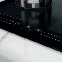 Plită încorporabilă cu inducție Whirlpool WF S0160 NE Vitroceramică / Black photo 2