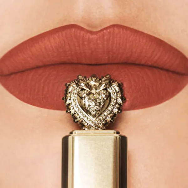 Губная помада Dolce & Gabbana EVERKISS  Стик с апликатором / Indian Red photo 3 Губная помада Dolce & Gabbana EVERKISS  Стик с апликатором / Indian Red photo 3