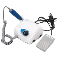 Set pentru manichiură și pedichiură NSKI Strong 210 White