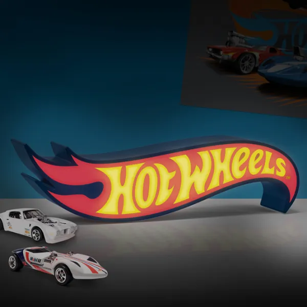 Ночник Paladone Hot Wheels Shaped Logo Light Красный photo 4 Ночник Paladone Hot Wheels Shaped Logo Light Красный photo 4