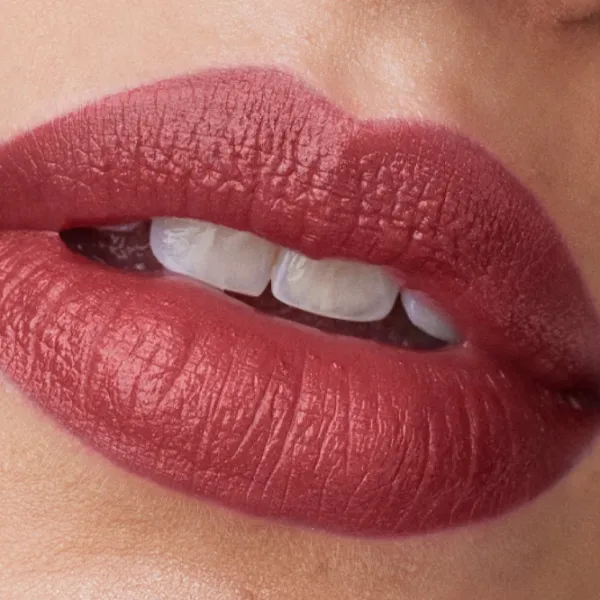 Губная помада Clinique Pop Longwear  Stick / Plum Pink photo 3 Губная помада Clinique Pop Longwear  Stick / Plum Pink photo 3