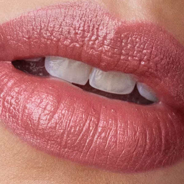 Губная помада Clinique Pop Longwear  Stick / Blush Pink photo 3 Губная помада Clinique Pop Longwear  Stick / Blush Pink photo 3
