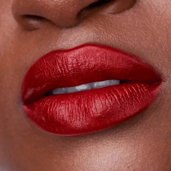 Губная помада Clinique Pop Longwear  Stick / Rubine red photo 3 Губная помада Clinique Pop Longwear  Stick / Rubine red photo 3