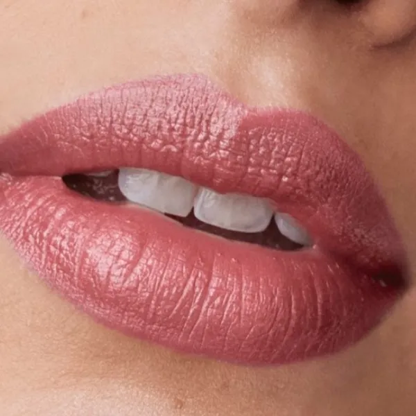 Губная помада Clinique Pop Longwear  Stick / Blush Pink photo 3 Губная помада Clinique Pop Longwear  Stick / Blush Pink photo 3